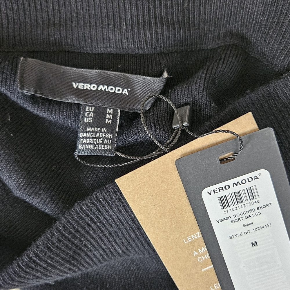 (NEW) Vero Moda Rouched Mini Skirt Size Medium - Picture 5 of 5